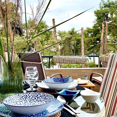 Marietta's Cozy By The Sea 펜션