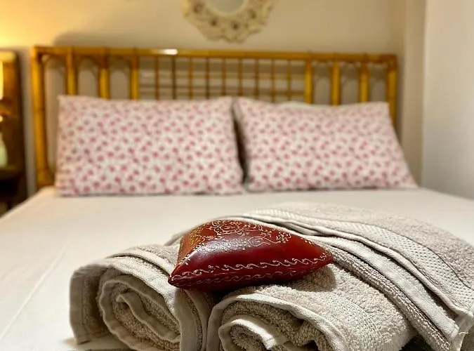 Vakantiehuis Marietta's Cozy By The Sea *