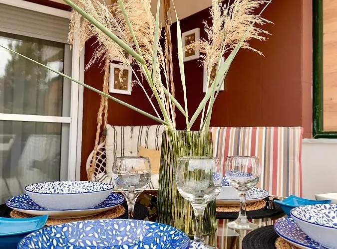 Vakantiehuis Marietta's Cozy By The Sea *